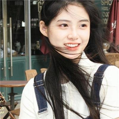 采蘑菇的夫妻